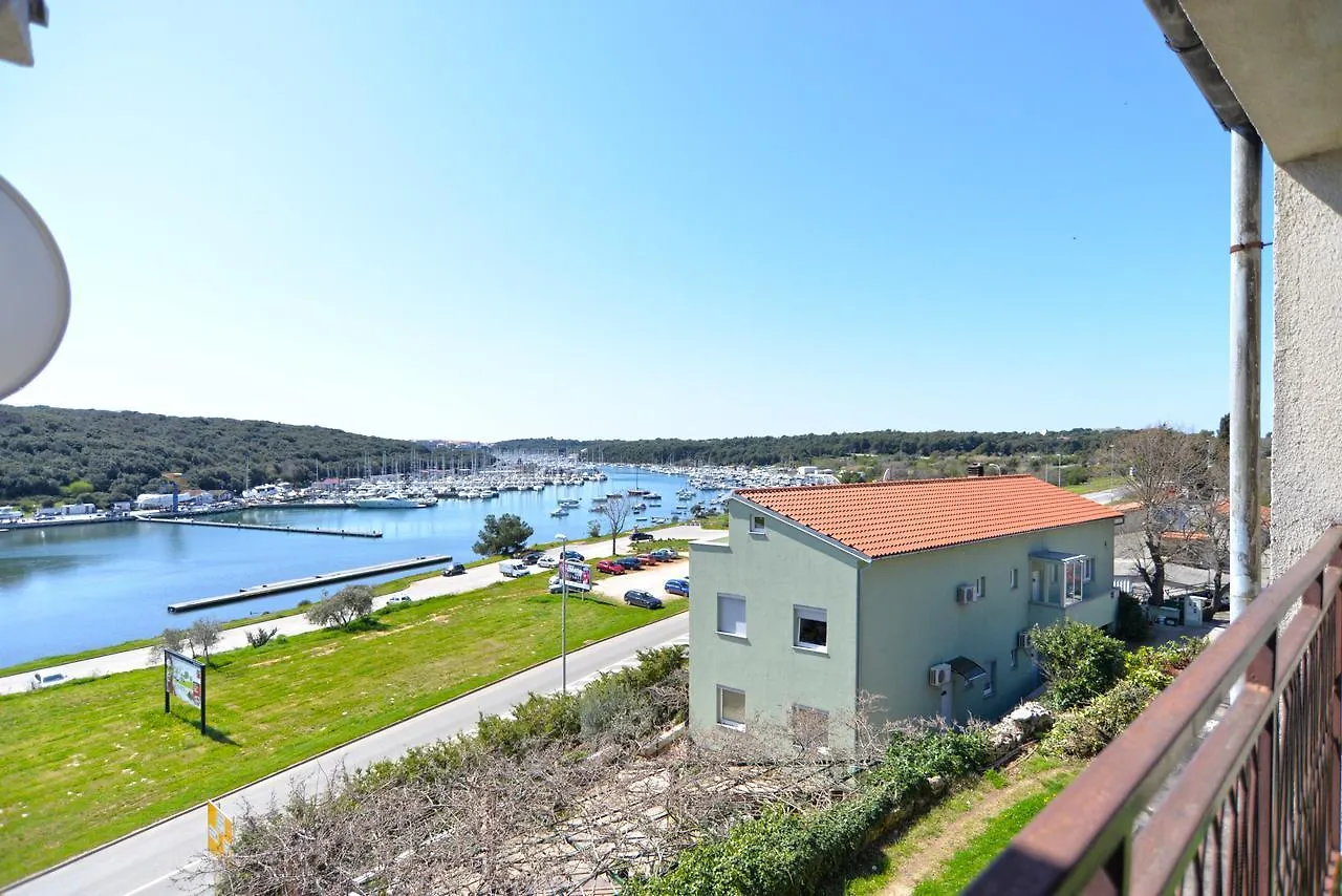 Apartments Franko 1586 Pula Croatia